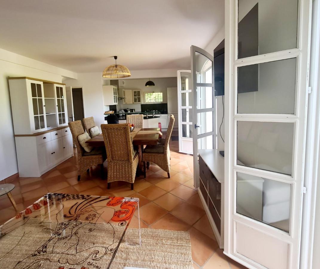 Superbe Villa-Domaine Avec Golf Piscine Et Tennis Saint-Cyr-sur-Mer Dış mekan fotoğraf