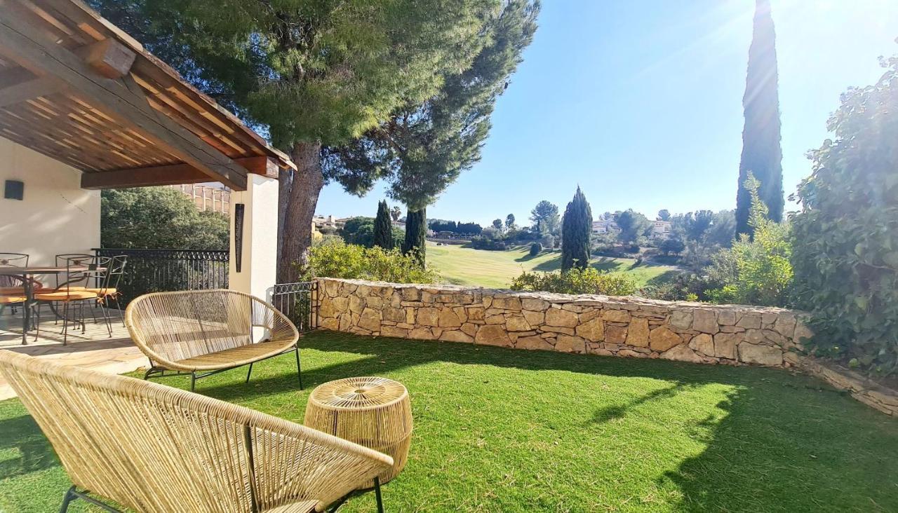Superbe Villa-Domaine Avec Golf Piscine Et Tennis Saint-Cyr-sur-Mer Dış mekan fotoğraf