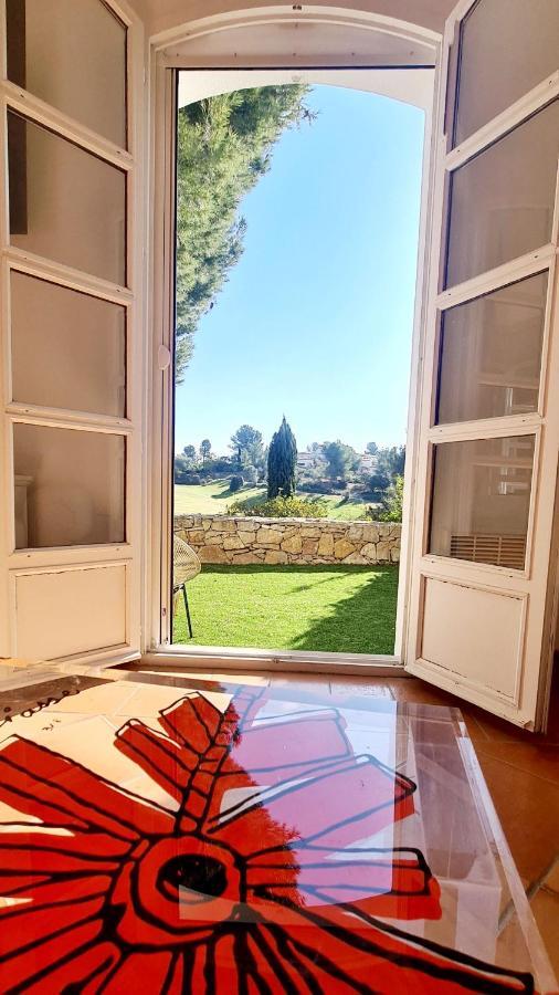 Superbe Villa-Domaine Avec Golf Piscine Et Tennis Saint-Cyr-sur-Mer Dış mekan fotoğraf